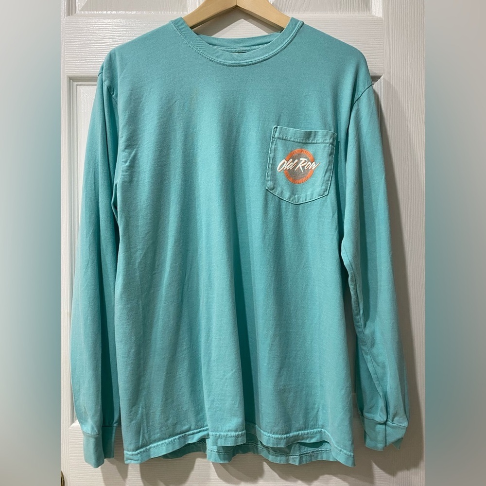 Old Row Circle Logo Long Sleeve Pocket Tee size M